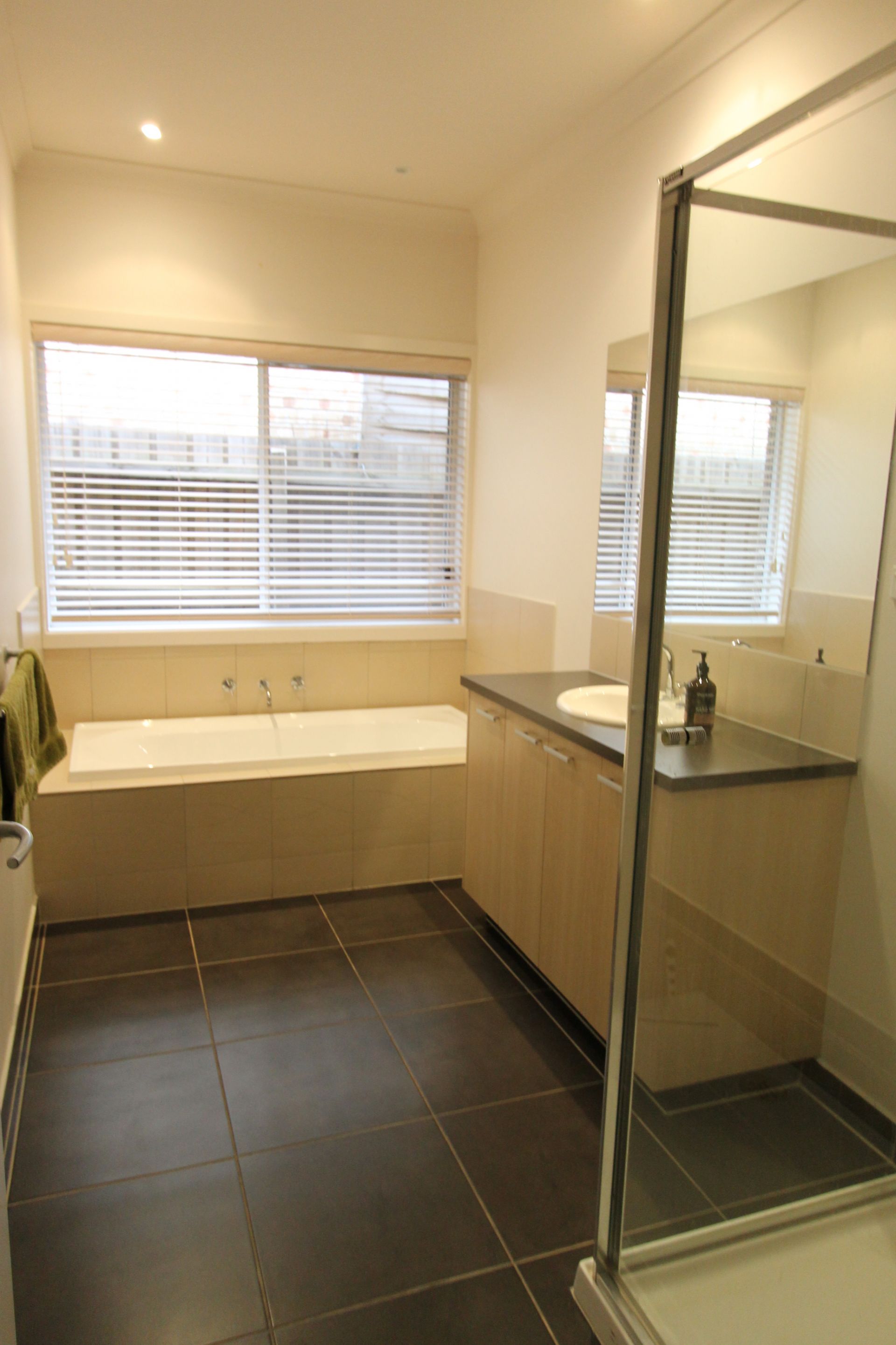 Spacious Family Living – Walking distance to local schools & shops!