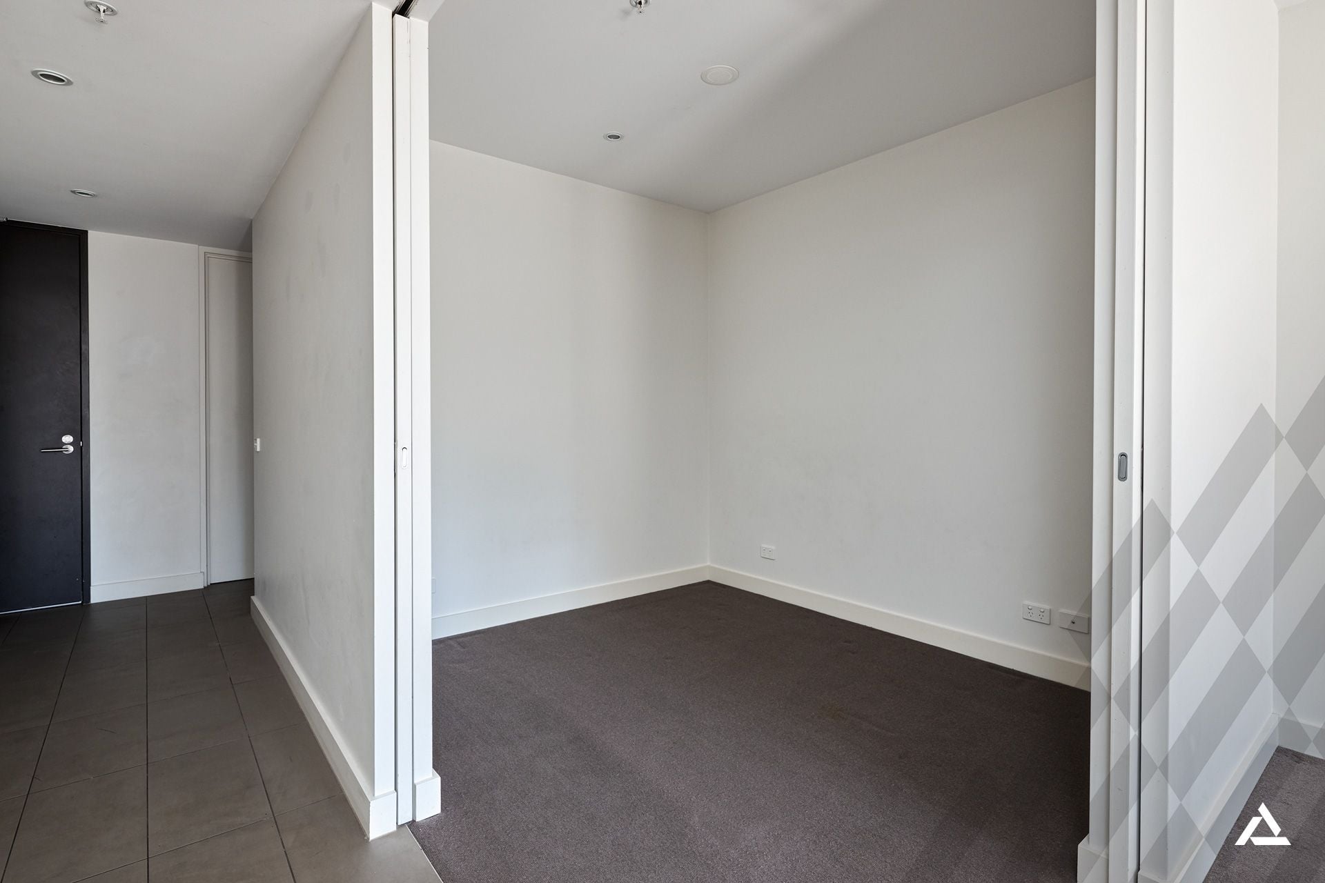 502/95 Berkeley Street Melbourne, Melbourne - Thumbnail 8
