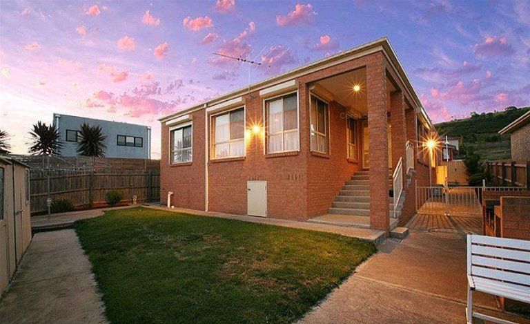 STUNNING FAMILY HOME FOR ALL