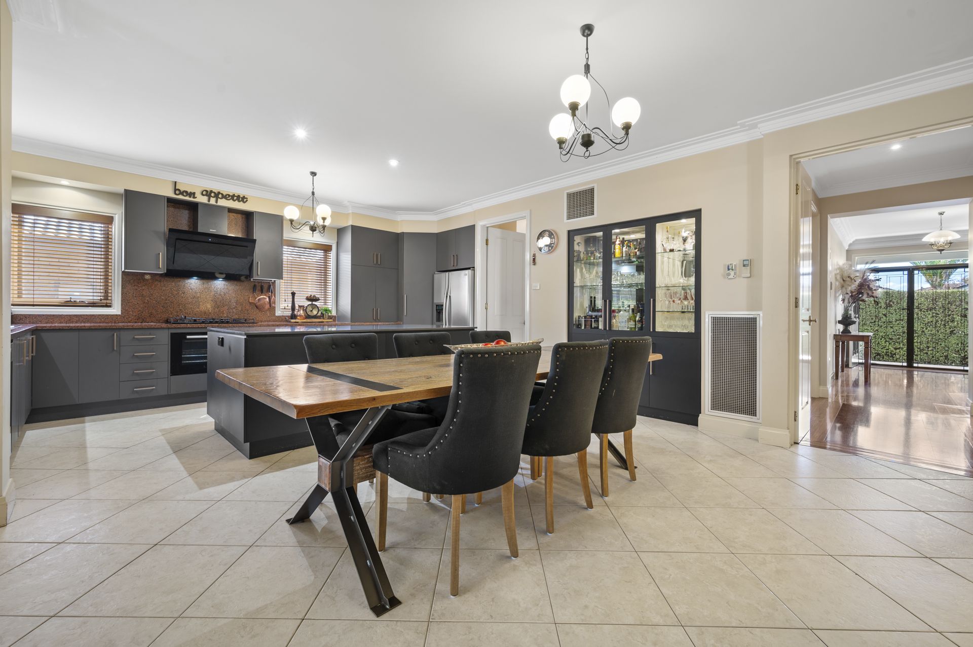 Elegant Touches, Impeccable Design