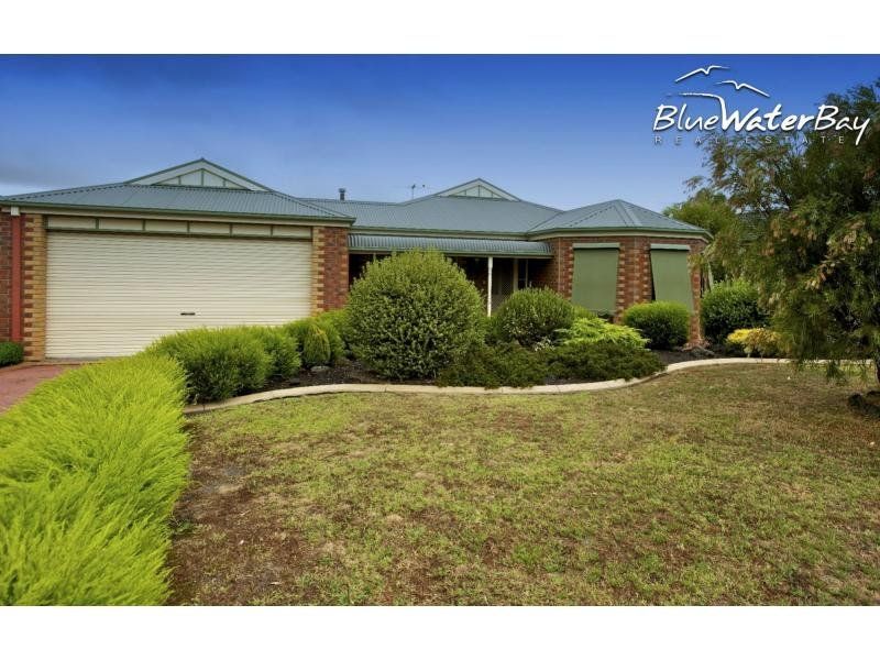 Real Estate For Sale 8 Caversham Drive Mornington , VIC