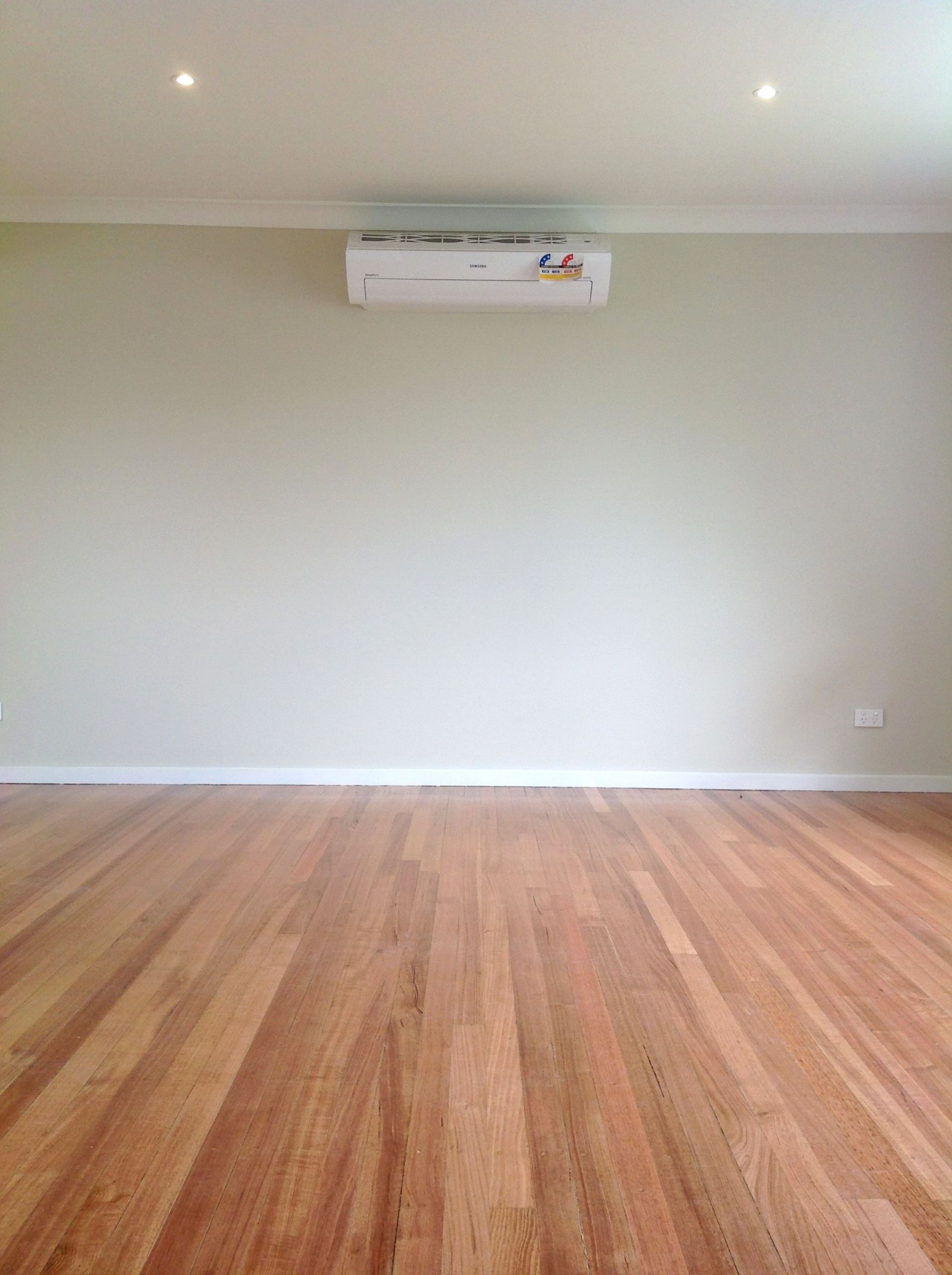 RENOVATED JEWEL !!!  ***Gardener Included***