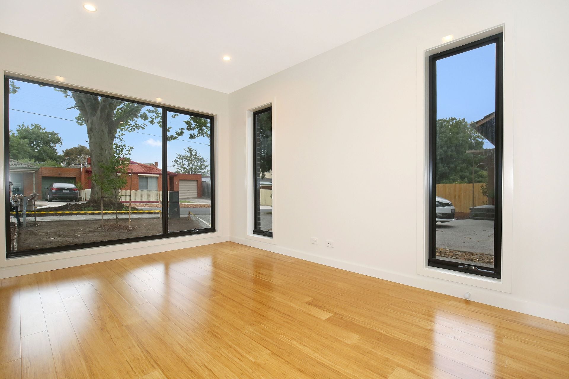 LUXURY LIVING IN A PERFECT LOCATION