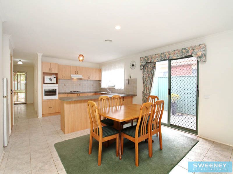 13 William Circuit, Caroline Springs - Thumbnail 5
