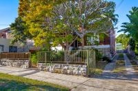 52 Macarthur Parade, Dulwich Hill