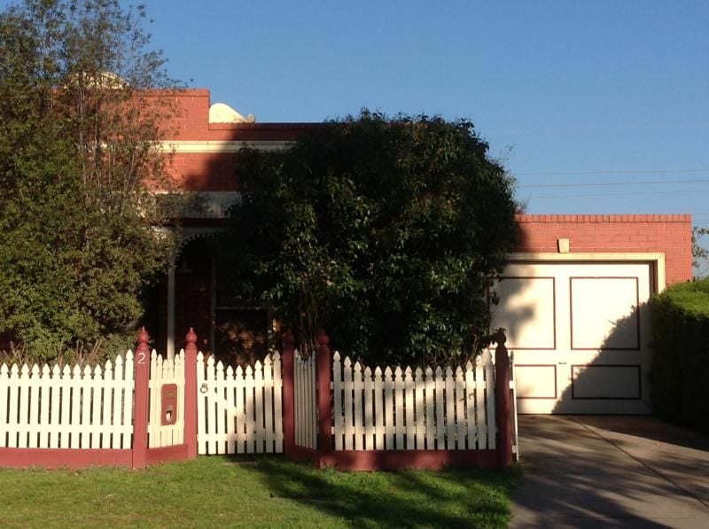 2 Eccles Close, Mill Park