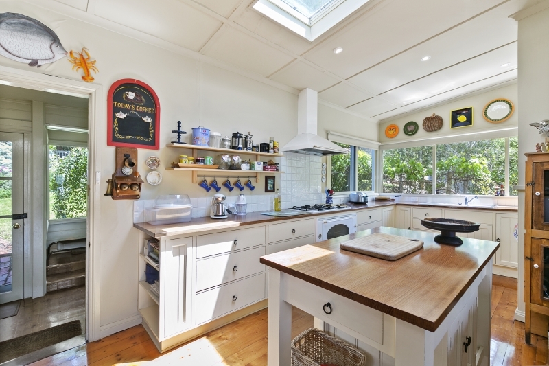 4 Minapre Street, Lorne, VIC, Lorne - Thumbnail 2