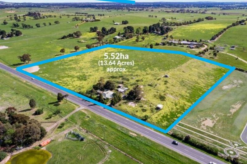 2215 Plenty Road, Yan Yean