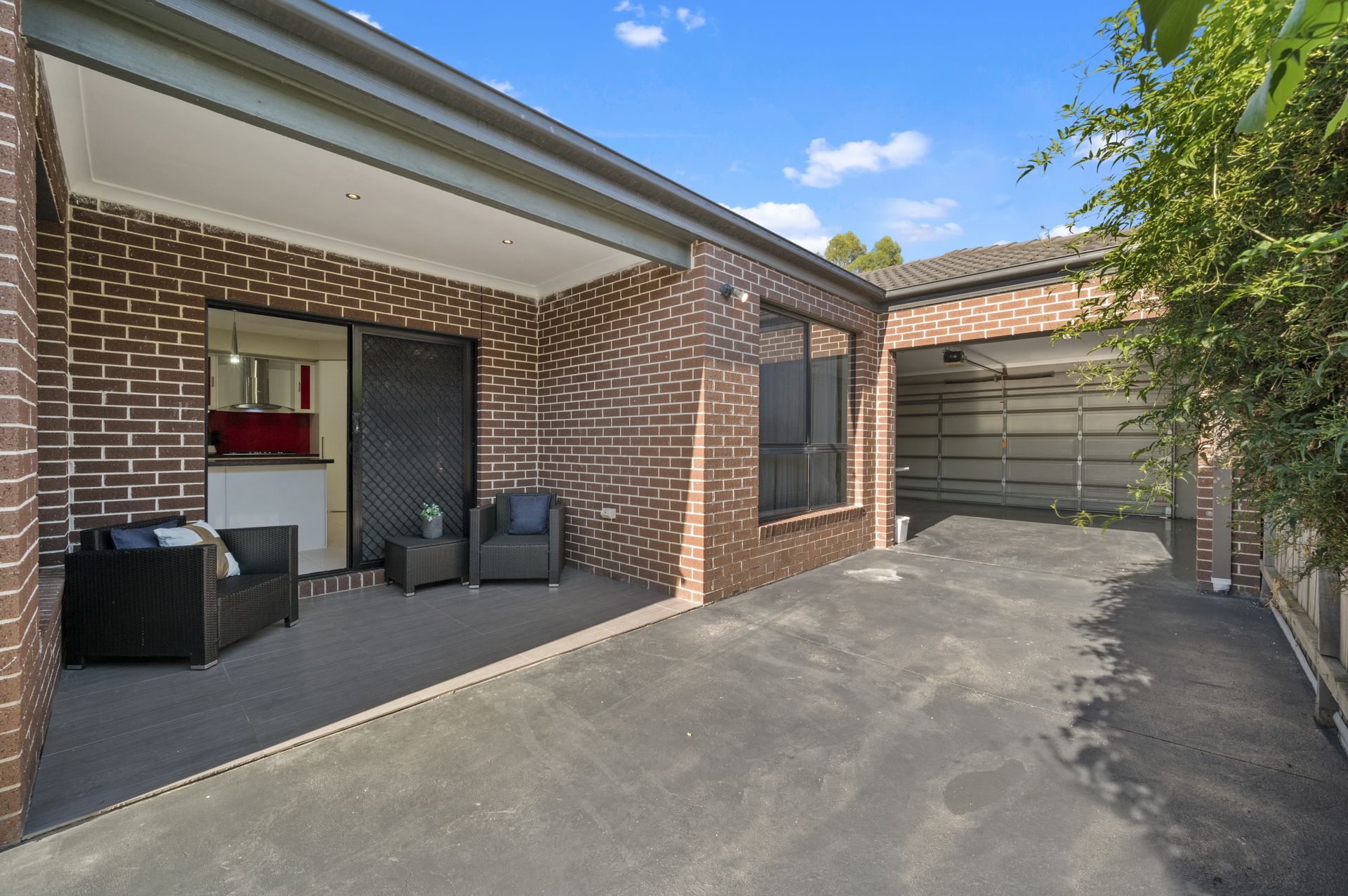 BOUTIQUE 5 BEDROOM FAMILY HOME