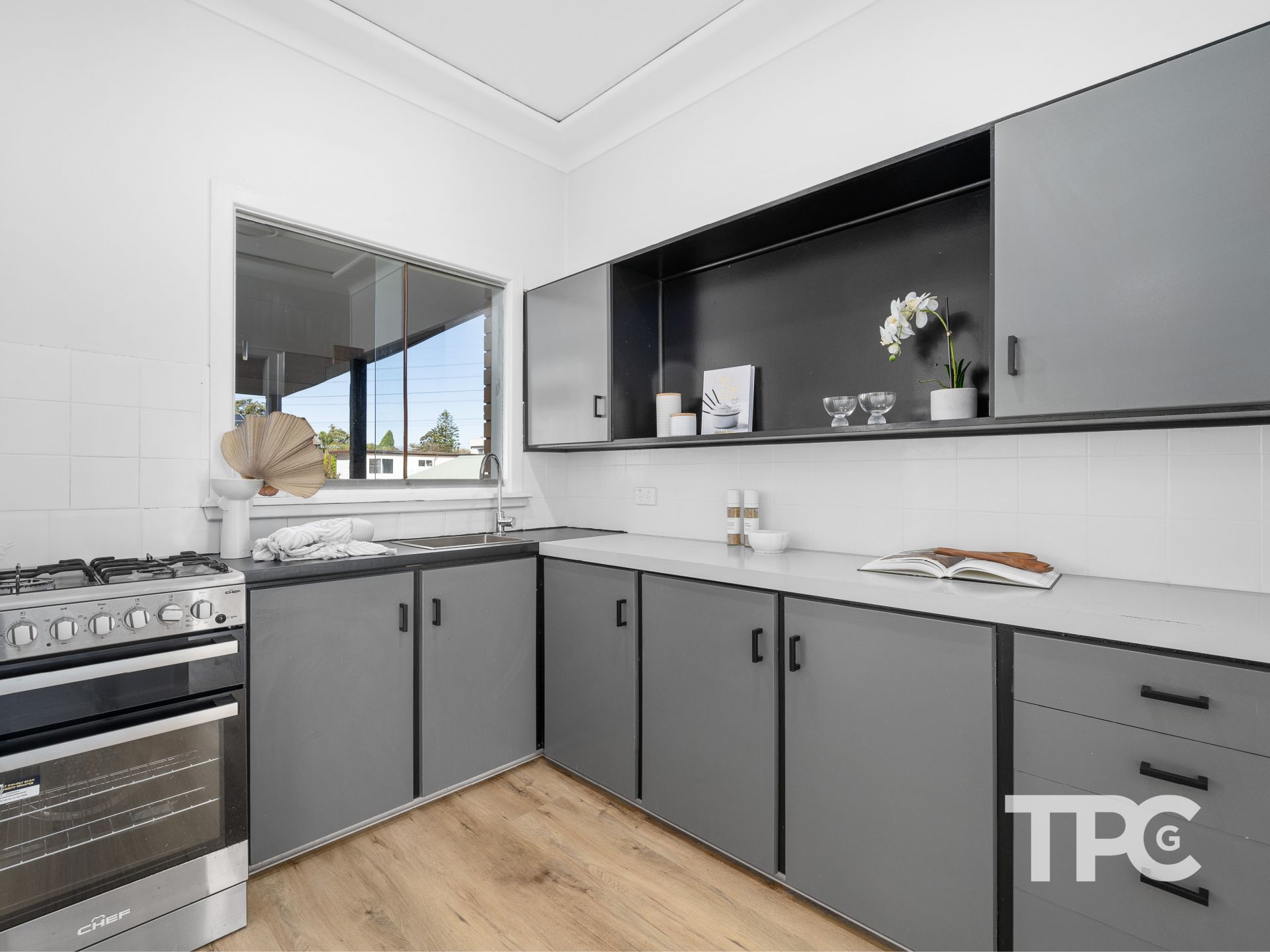 20 Huntingdale Avenue Miranda NSW, Miranda - Thumbnail 2