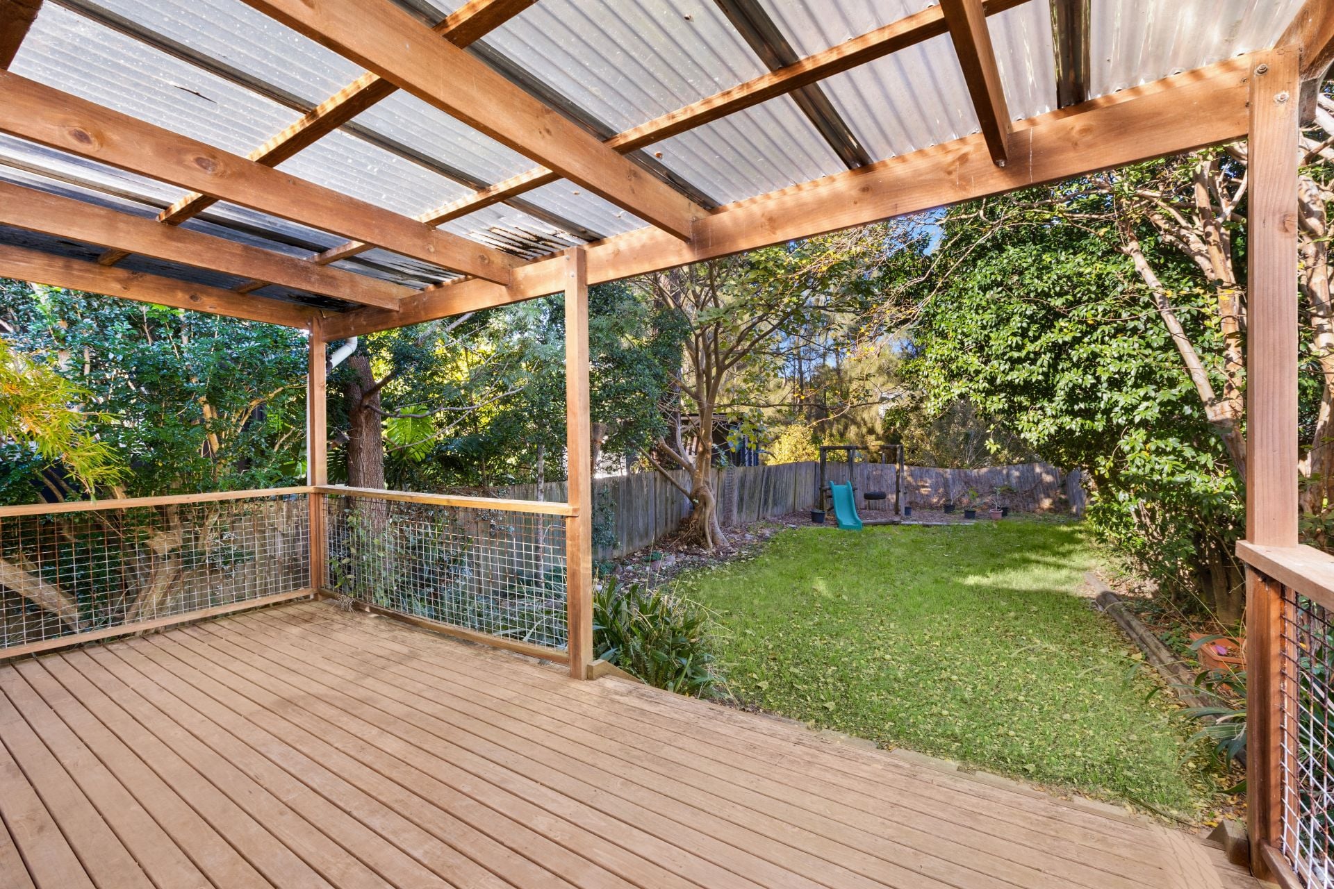 11 Elaine Avenue Avalon Beach NSW, Avalon Beach - Thumbnail 2