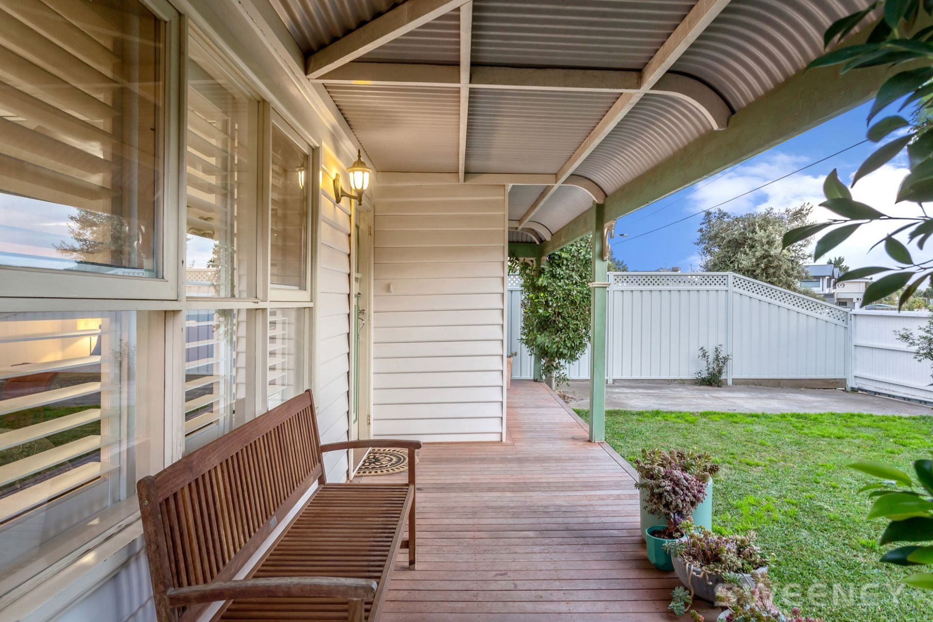 1/54 Hansen Street, Altona North - Thumbnail 2