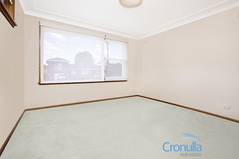 19 Queanbeyan Ave, Miranda - Thumbnail 4