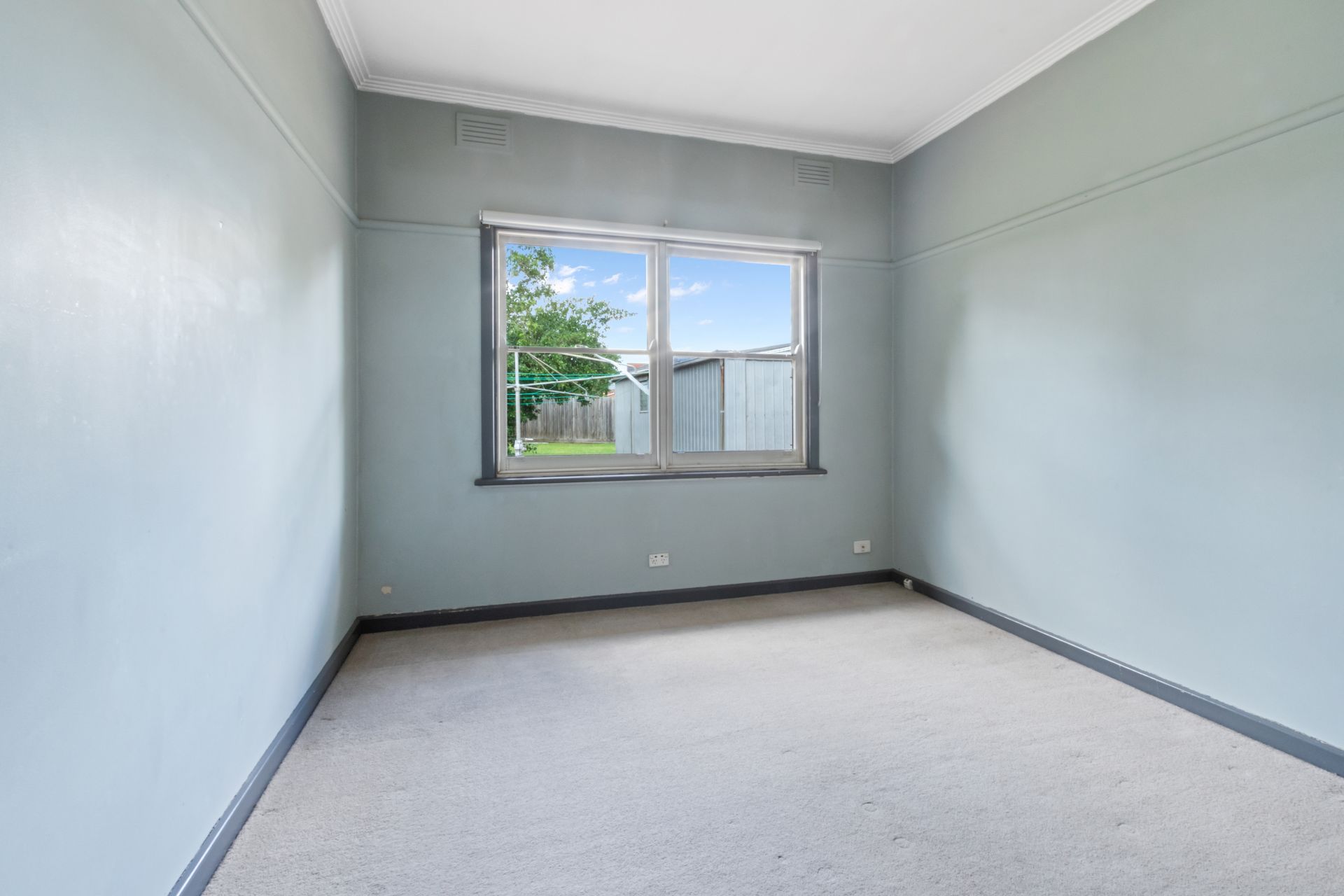 SPACIOUS 3-Bedroom House with Massive Beautiful Backyard