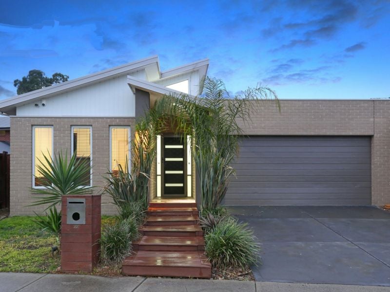 22 Shoal Circuit Doreen, Doreen - Thumbnail 3