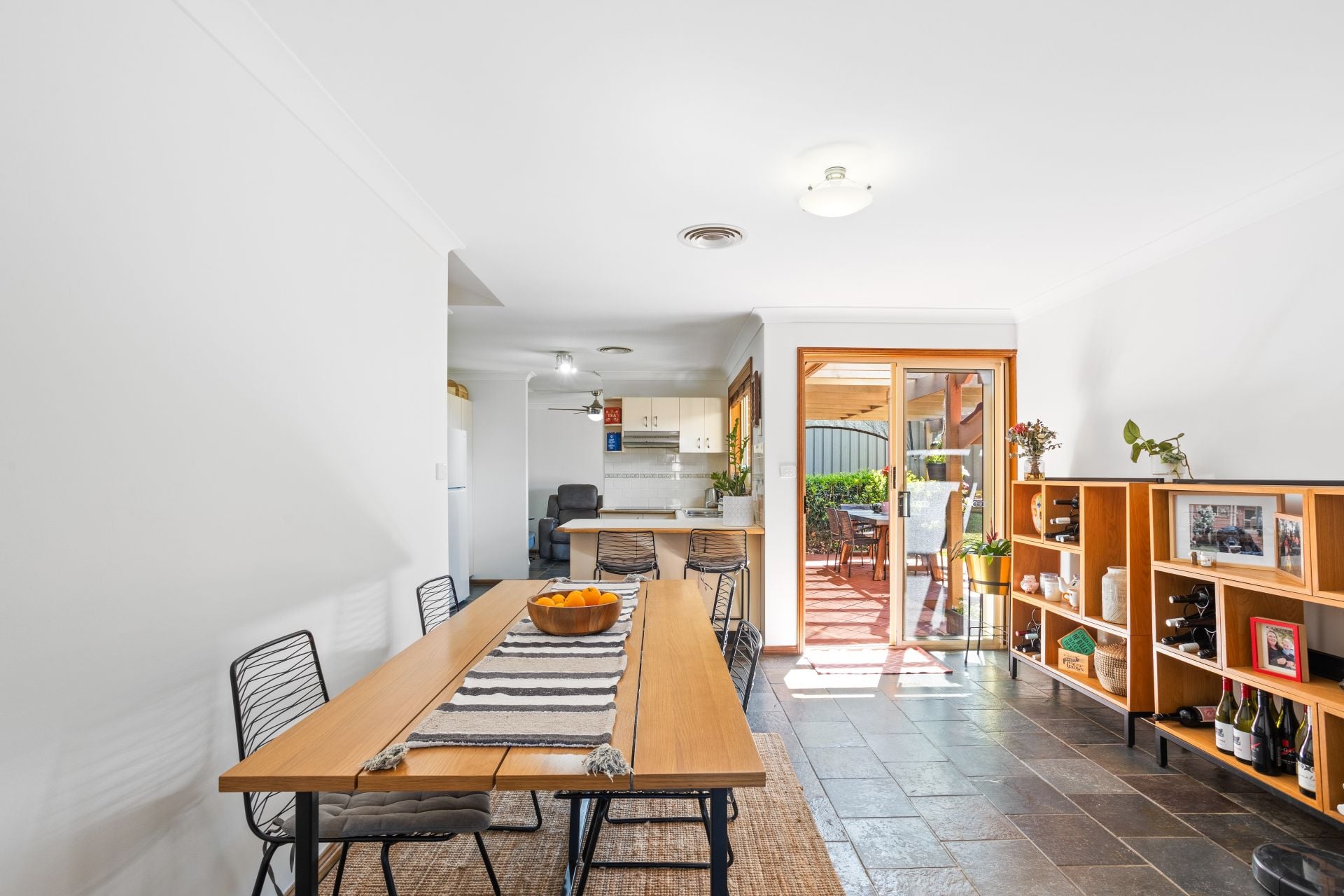 33 Banks Place, Barden Ridge, Barden Ridge - Thumbnail 5