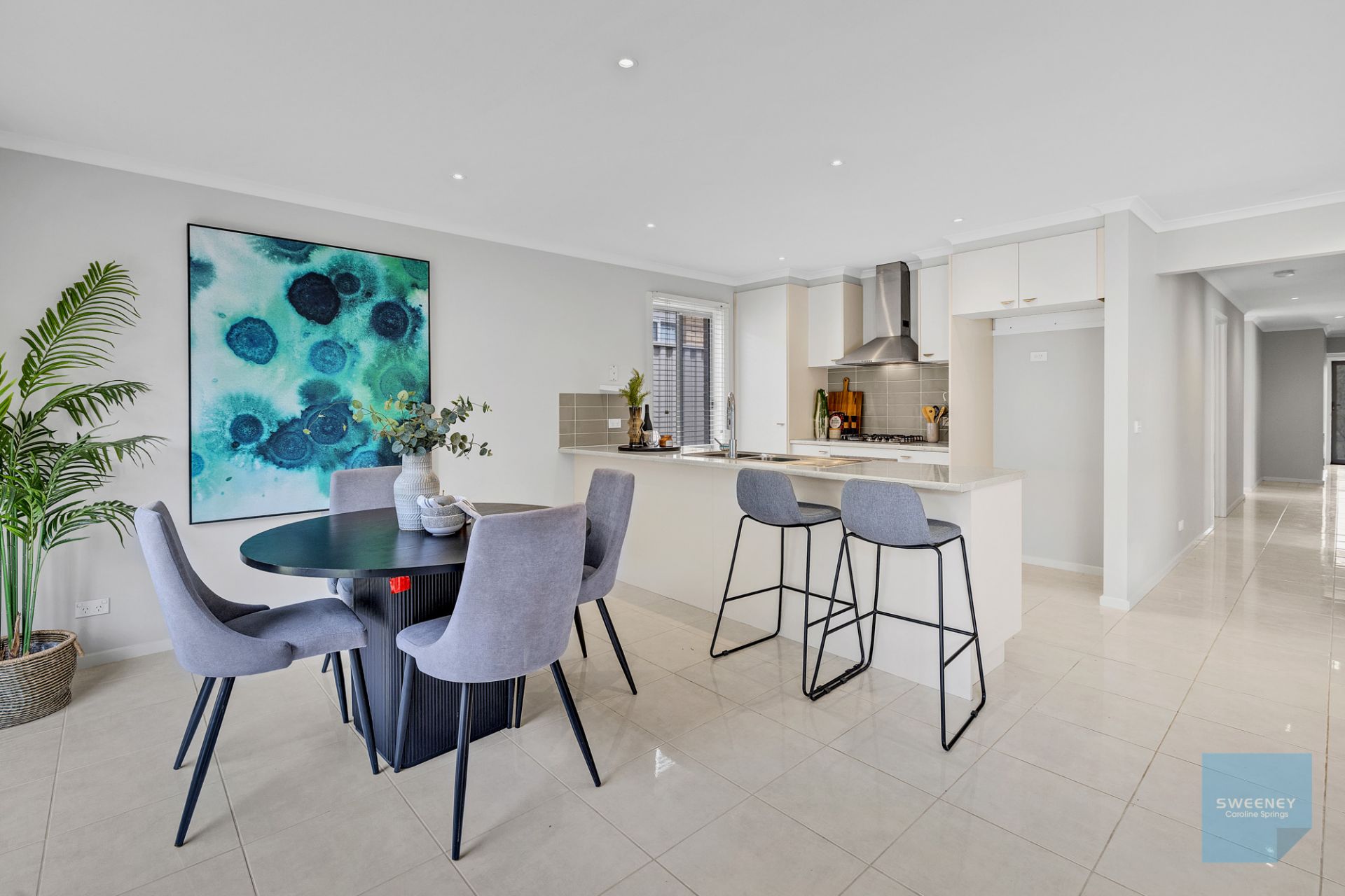 34 Hascombe Drive, Caroline Springs - Thumbnail 5