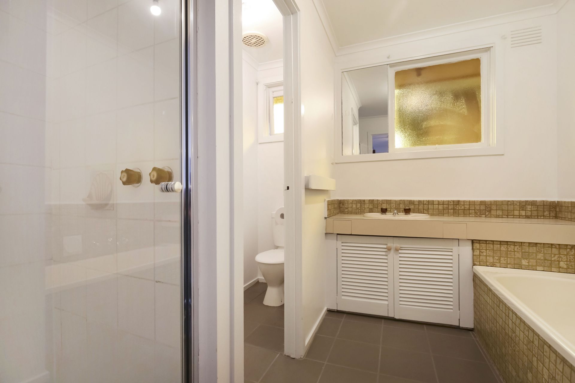 ***PRIME LOCATION & FRESHLY PAINTED ***   *Insp Wed 4th Jul @ 5:00pm*