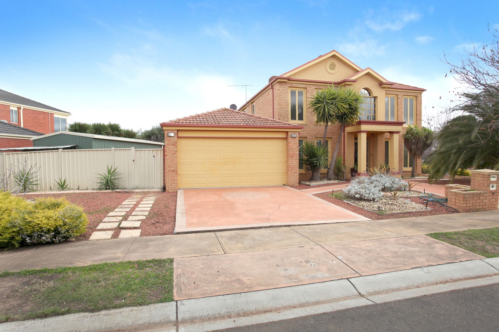 14 Northampton Crescent, Caroline Springs - Thumbnail 2