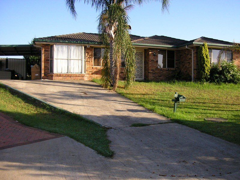 Real Estate For Sale 24 Shannon Place Kearns , NSW