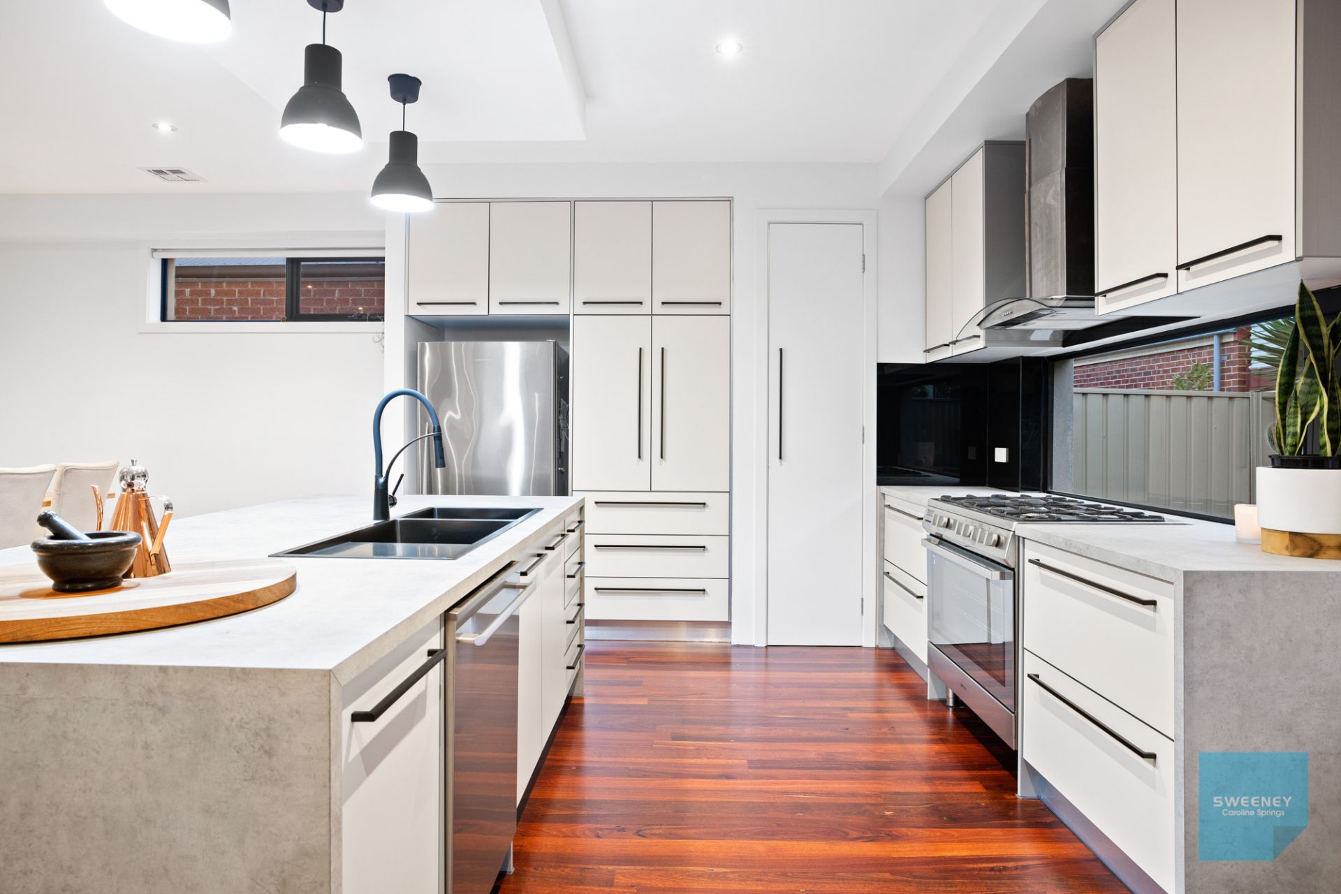 30 Central Parkway, Caroline Springs - Thumbnail 4