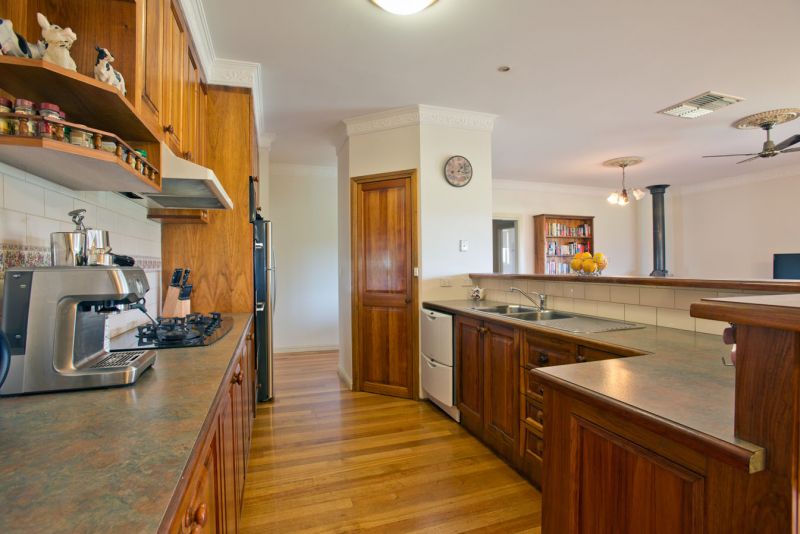 6 Peelmans Lane, Bacchus Marsh - Thumbnail 3