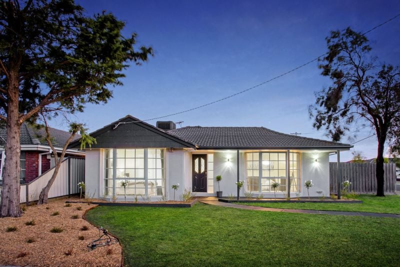 53 Sommers Drive, Altona Meadows - Thumbnail 2