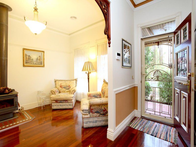 34 Dorcas Lane, Taylors Hill - Thumbnail 3