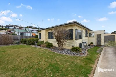 58 David Street, East Devonport, East Devonport - Thumbnail 2