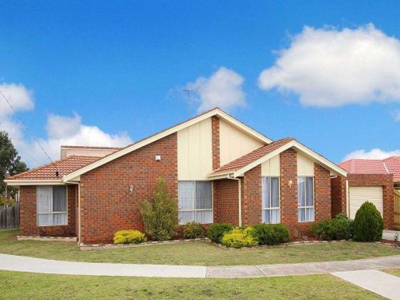 6 Woolnough Drive, Mill Park