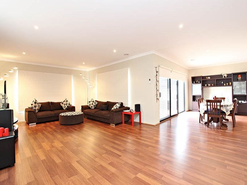 35 Lancefield Drive, Caroline Springs - Thumbnail 6