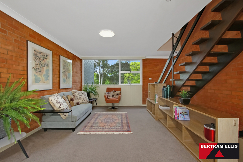 2/156 Monaro Crescent, Red Hill - Thumbnail 2