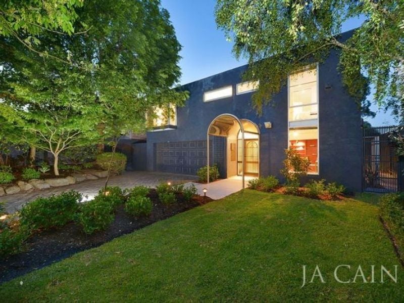 7 Malvern Avenue, GLEN IRIS J A CAIN Real Estate