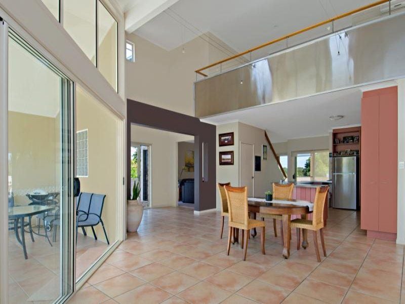 1 Bongaree Drive PELICAN WATERS QLD, Pelican Waters - Thumbnail 4
