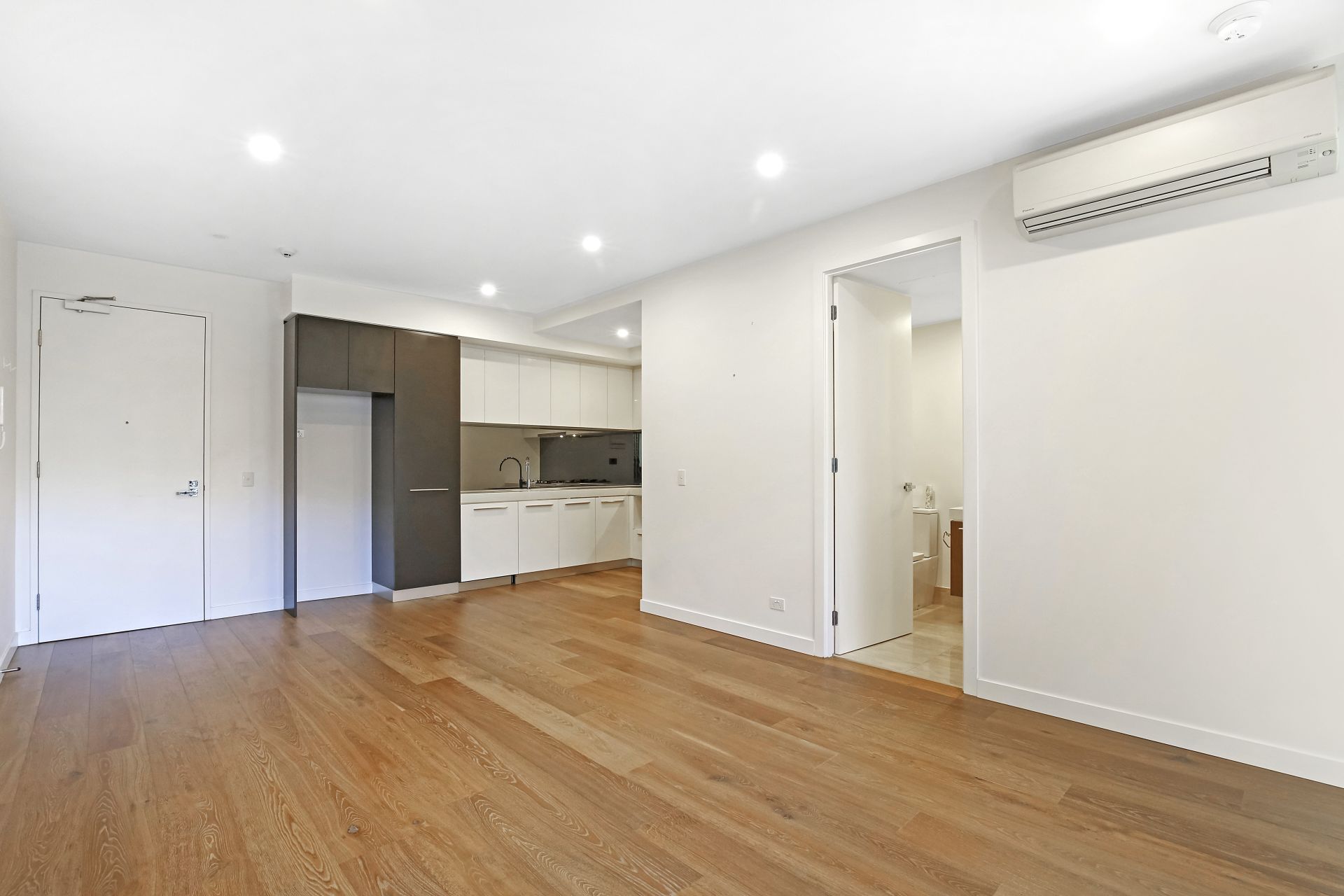 **Modern & Sophisticated Living**