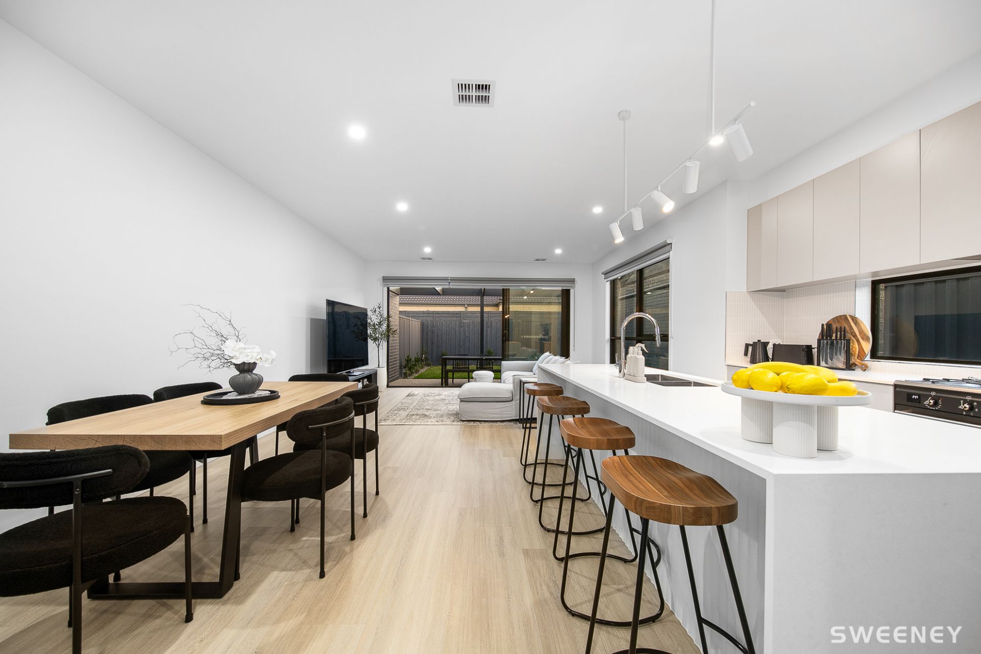 31a Corrigan Avenue, Brooklyn - Thumbnail 4