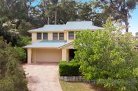 4 Regency Place, Floraville