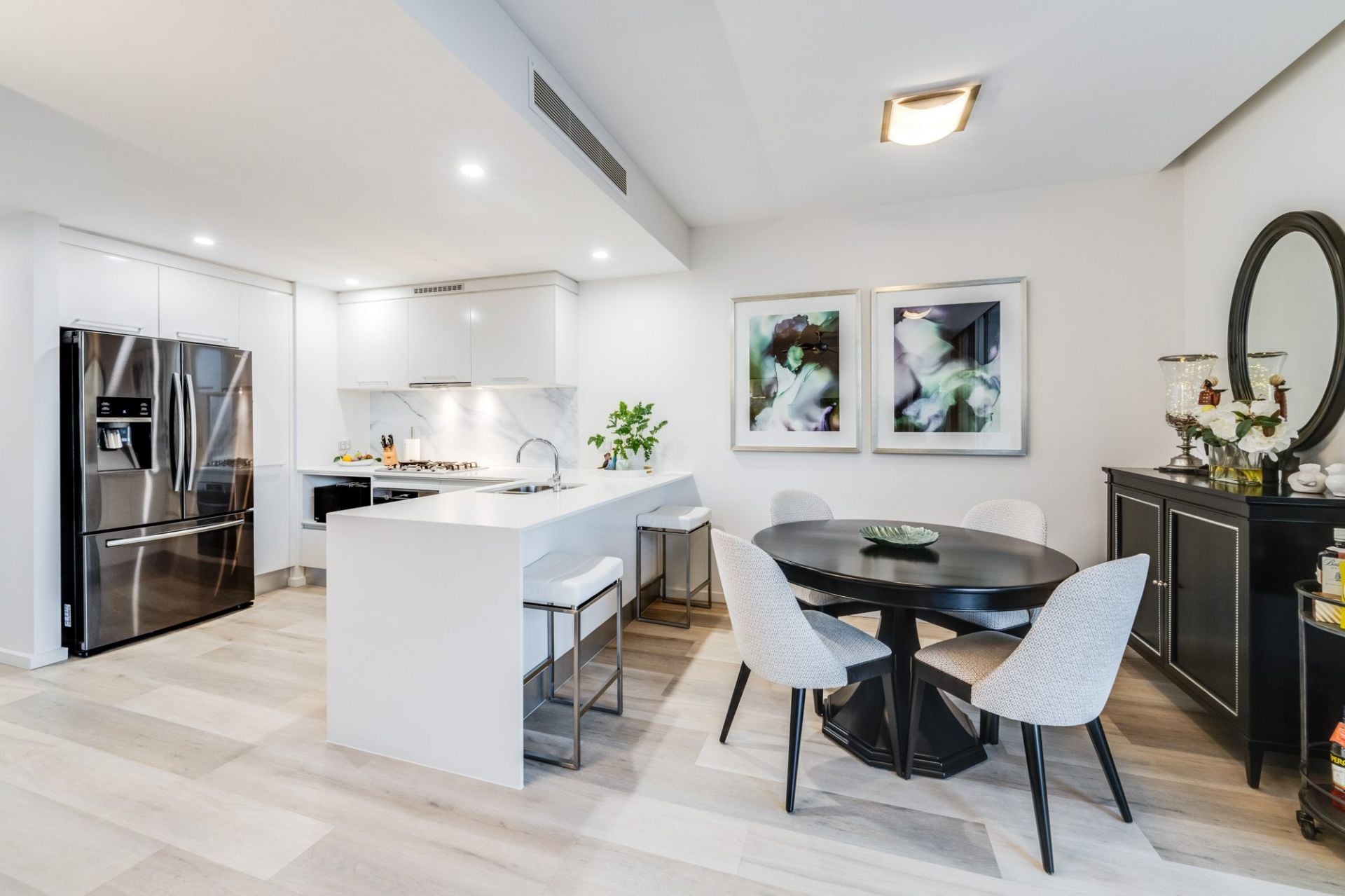 3029 The Boulevard, Carrara - Thumbnail 4
