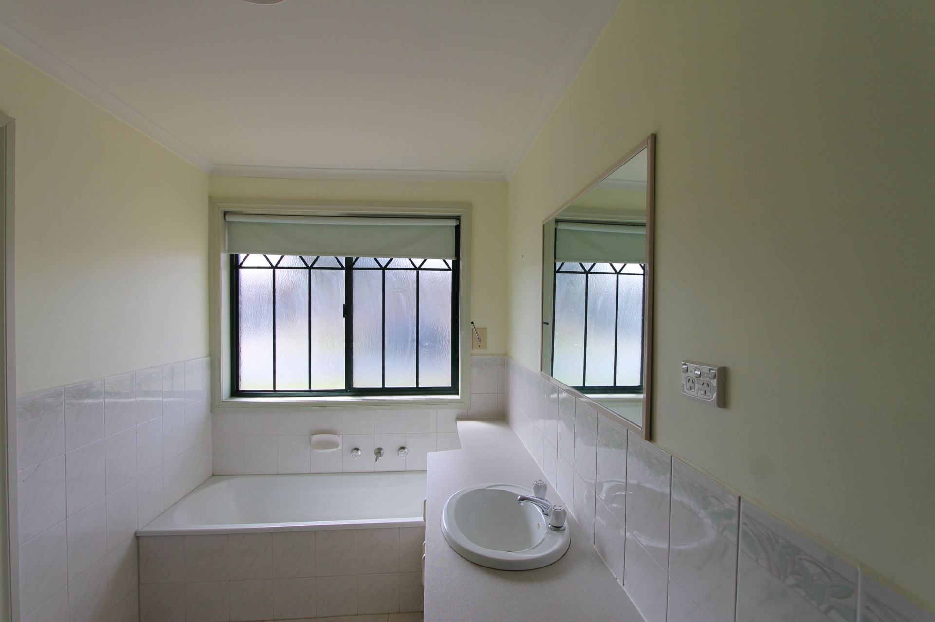 LOCATED IN A QUITE POCKET OF MILL PARK!