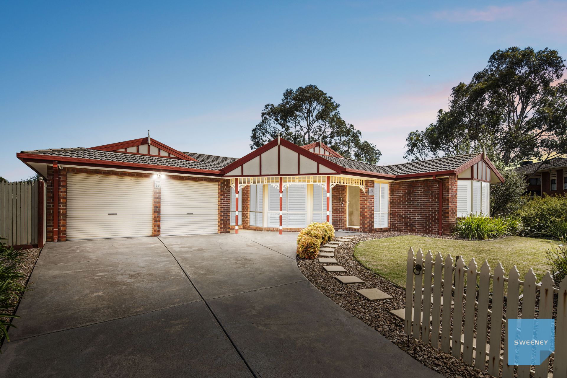 32 Northampton Crescent, Caroline Springs - Thumbnail 2