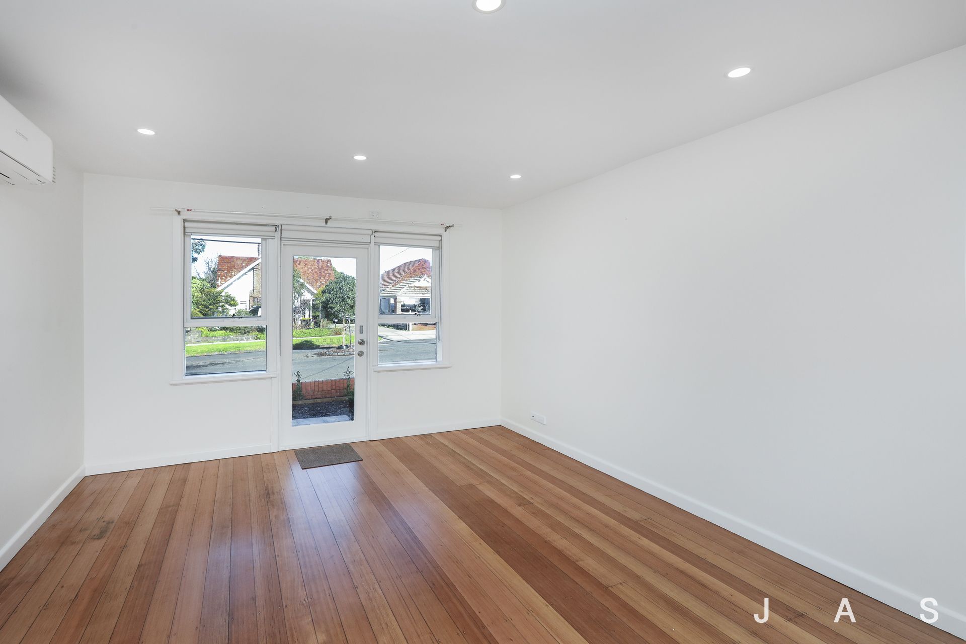 3/10 Peel Street Newport VIC, Newport - Thumbnail 3