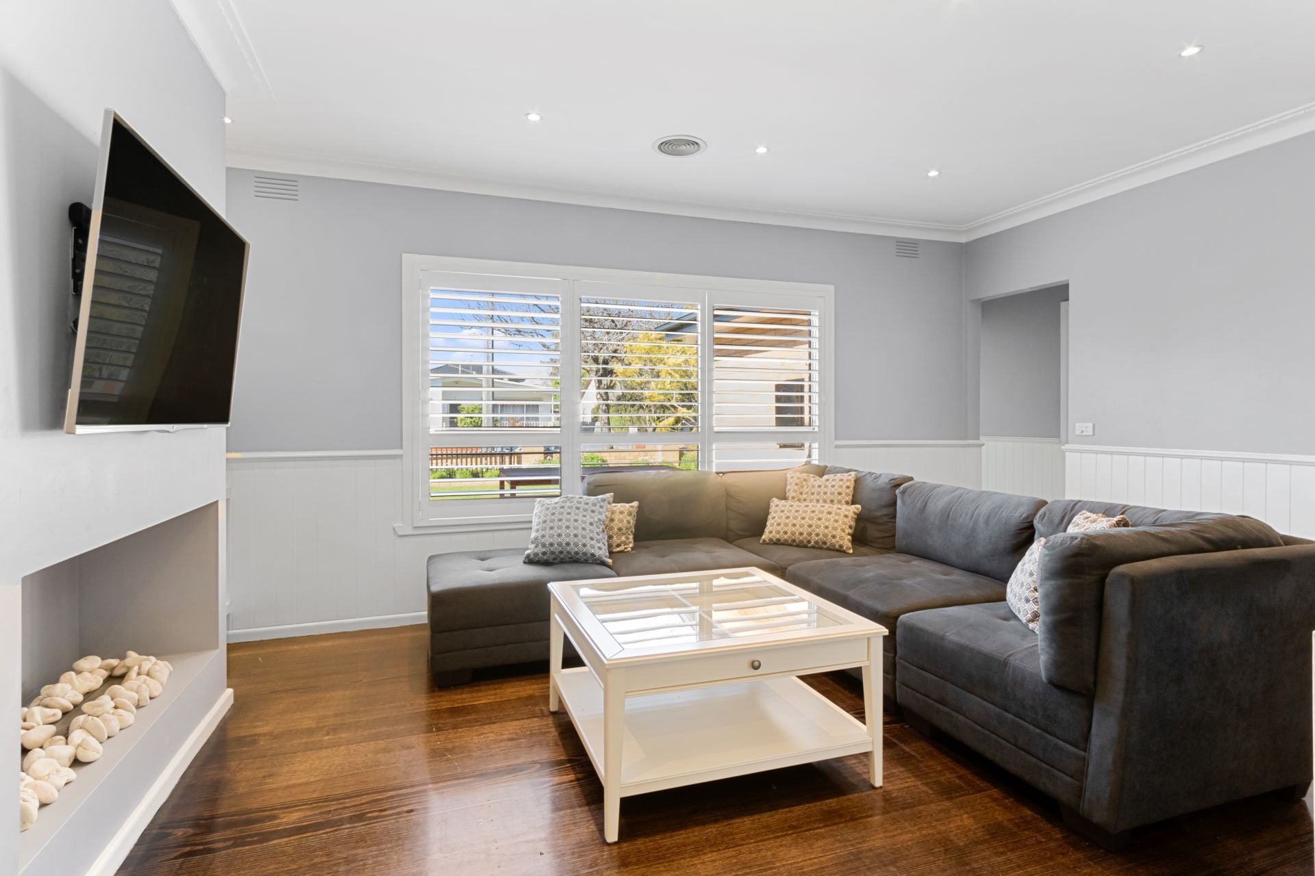 Immaculate House in Sensational Location