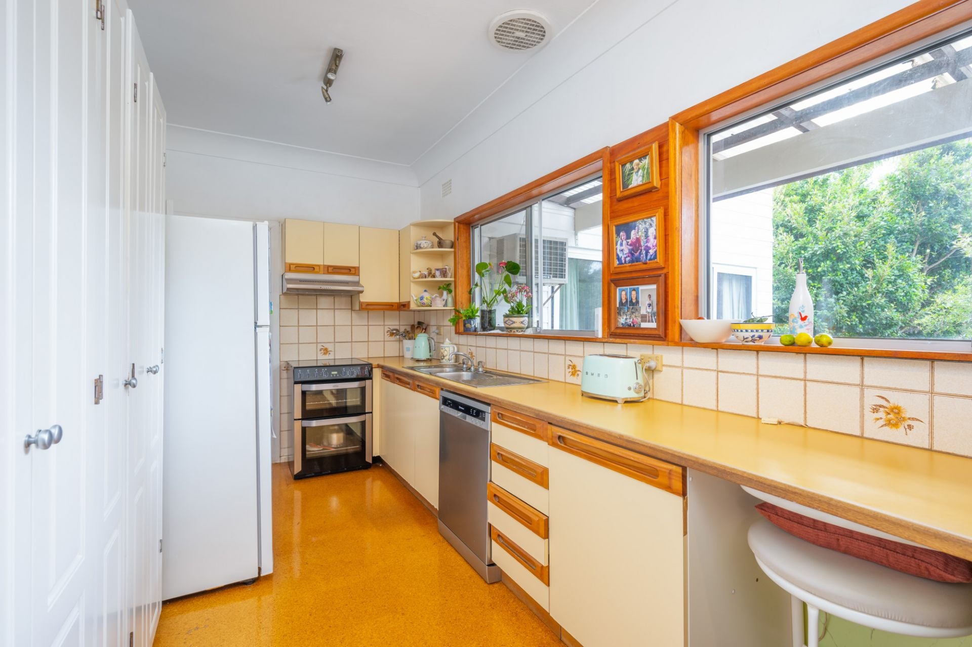 15 Uralba Avenue Caringbah South NSW, Caringbah South - Thumbnail 4