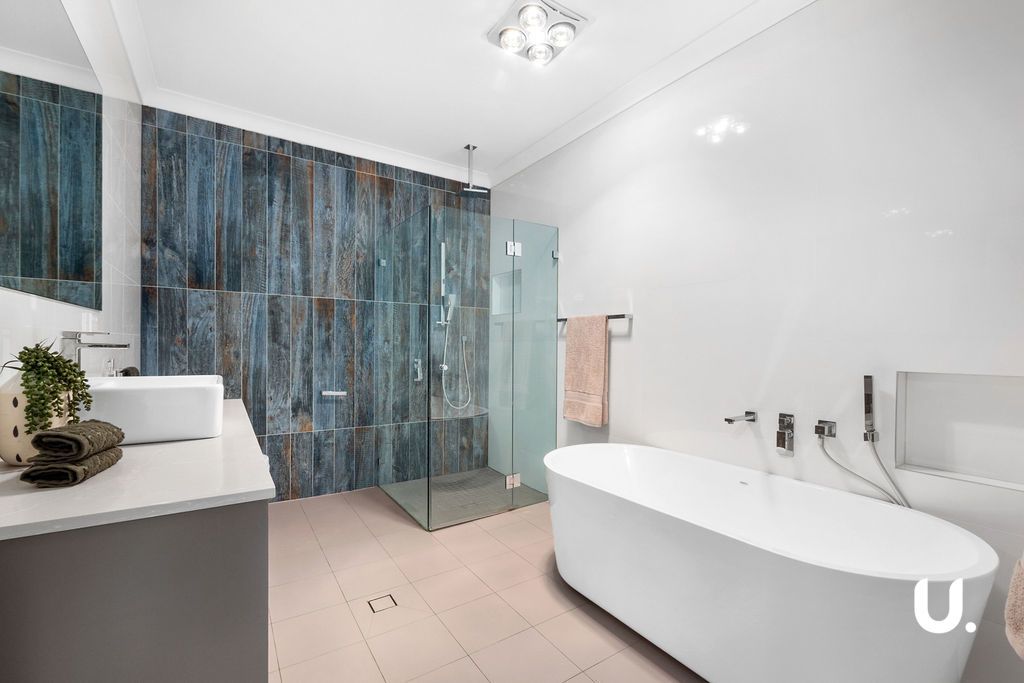 Colebee 15 Birkdale Street