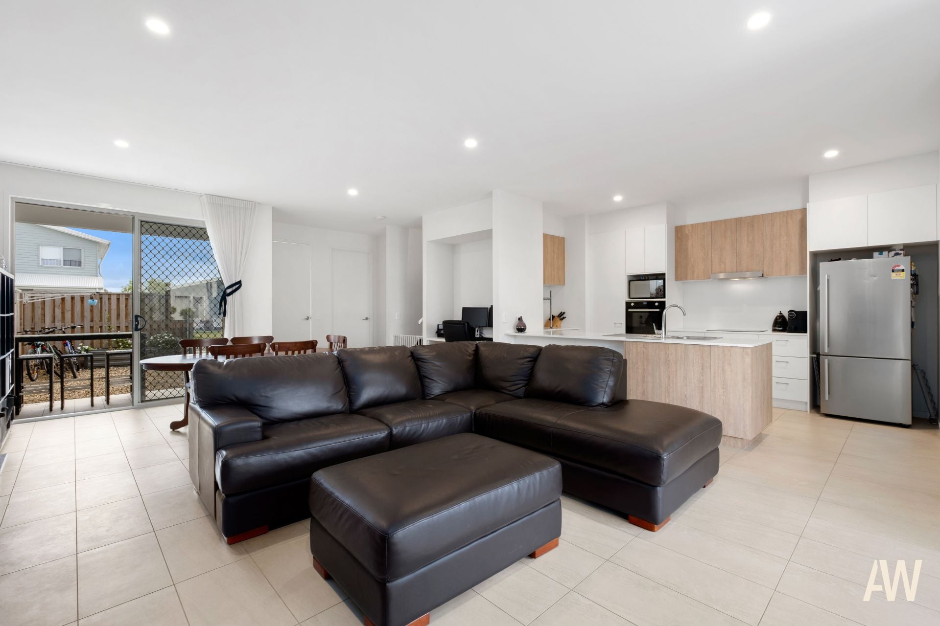 114 Paradise Circuit Maroochydore QLD, Maroochydore - Thumbnail 4