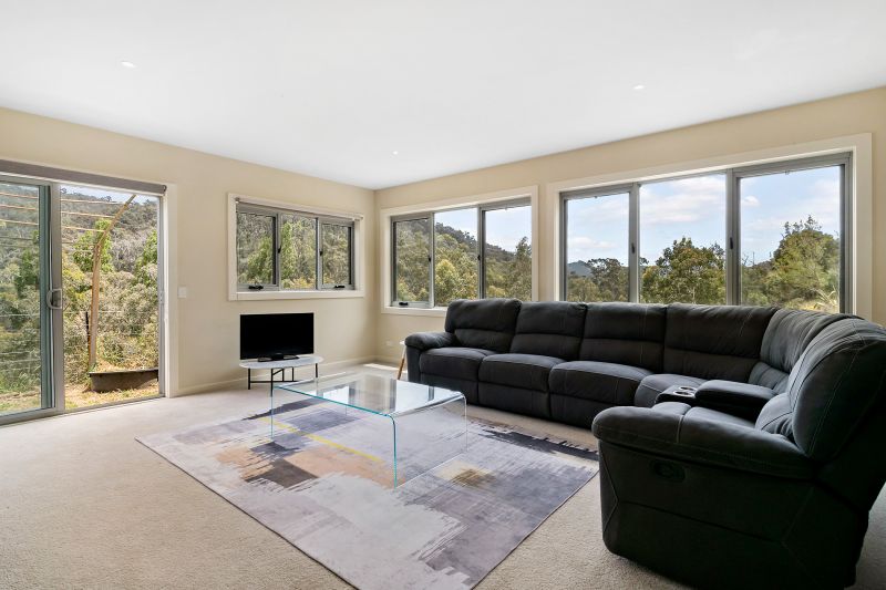 Real Estate For Sale 3002 WhittleseaYea Road Flowerdale , VIC