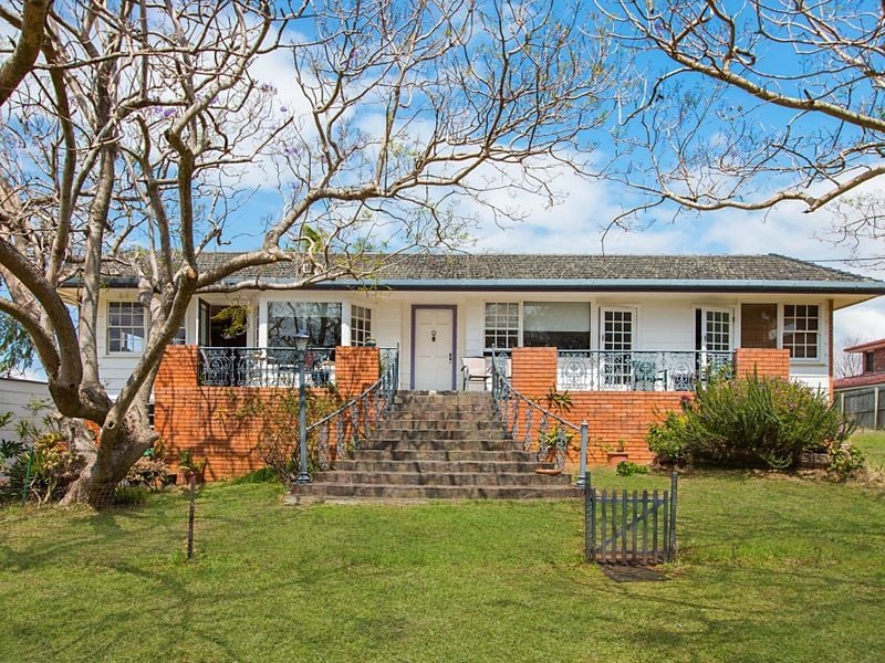 12 Oyster Point Road BANORA POINT NSW, Banora Point - Thumbnail 2