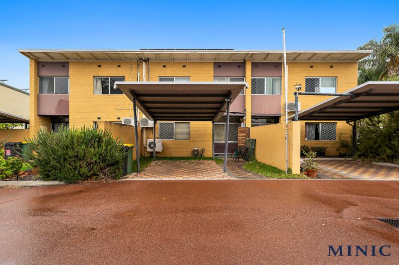 7E Upton Place, Langford