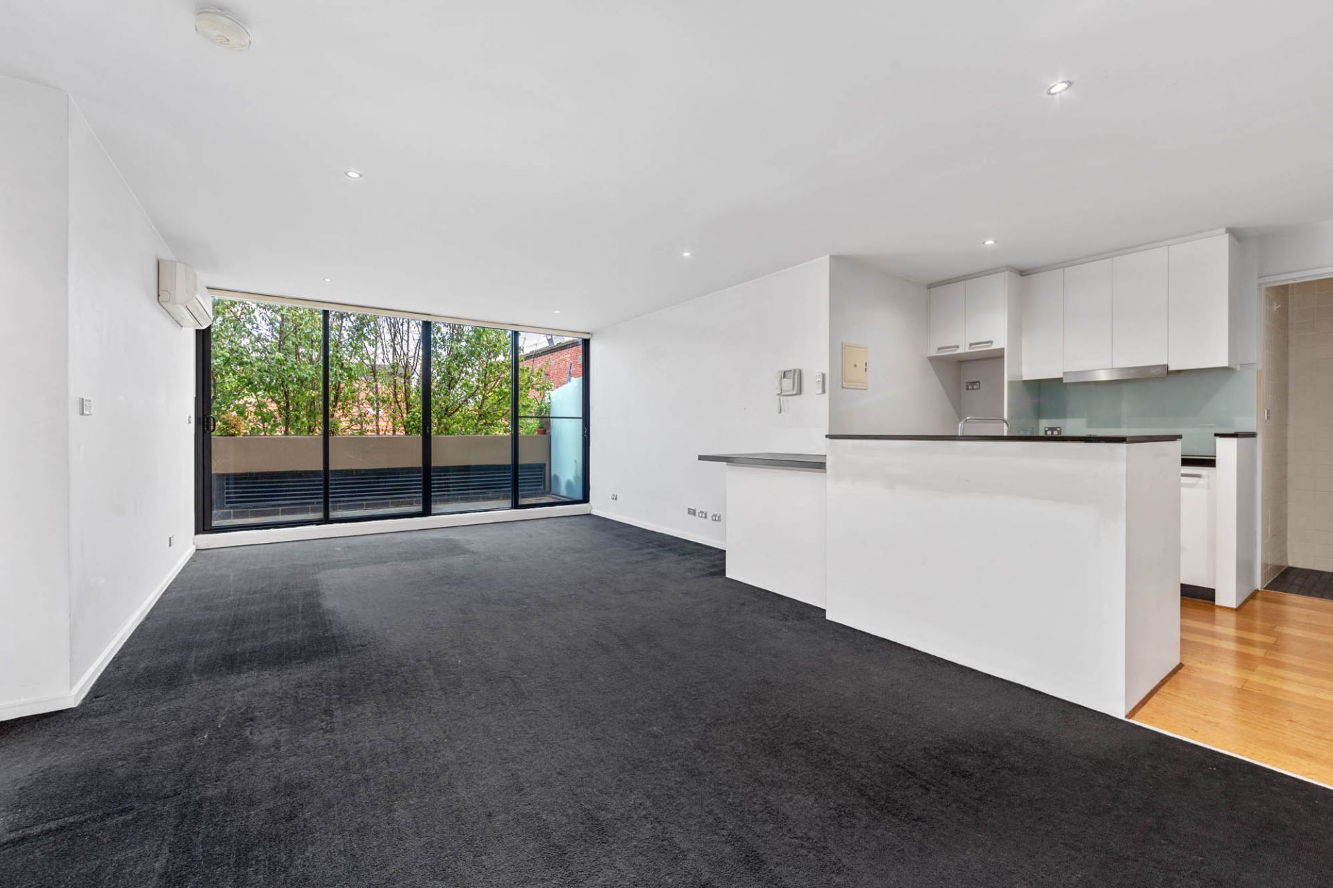 2/210 High Street, Windsor - Thumbnail 2