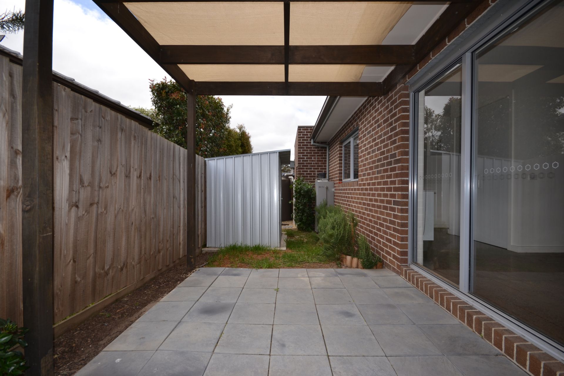 CONTEMPORARY LIVING AT ITS BEST